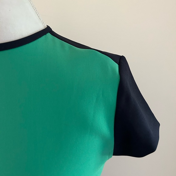 💙💚Argent Green & Navy Dress - Picture 3 of 9